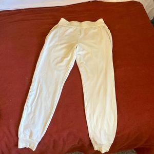 lululemon joggers~pale yellow~size 8